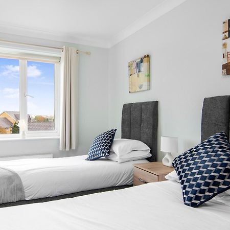 Onsitestays - Cosy 2-Bedroom Apartment With Free Parking, Wi-Fi & London Links Northfleet Dış mekan fotoğraf